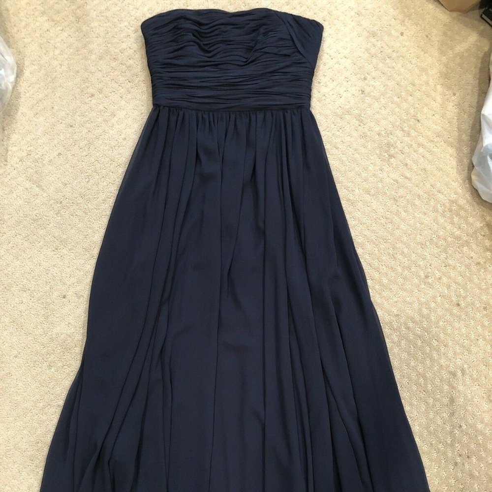 VERA WANG - STRAPLESS CHIFFON ROUCHED GOWN